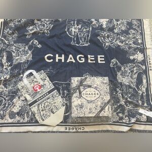 CHAGEE Large shawl